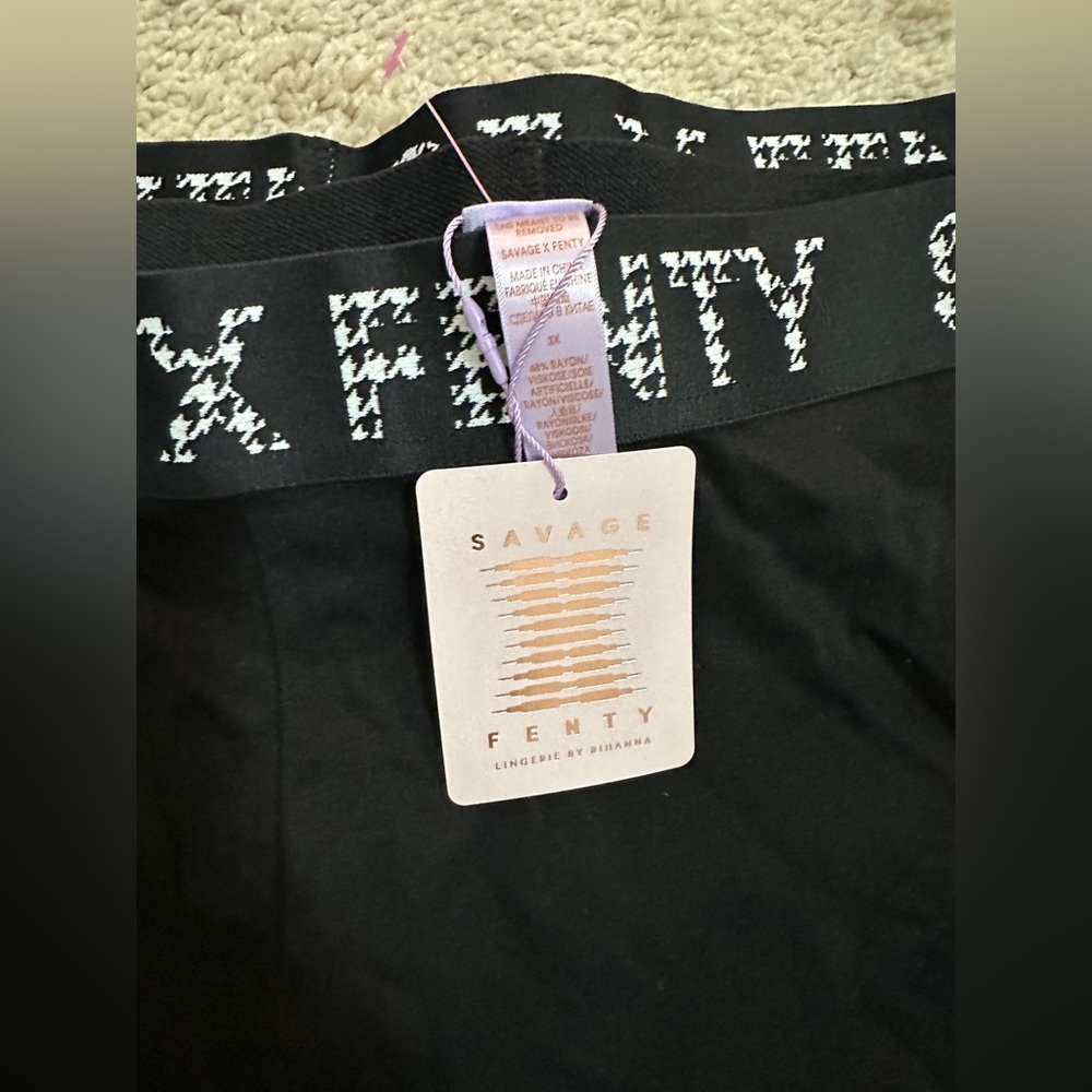 NEW Savage By Fenty Workout Gym Casual Leggings Size 3X - Picture 4 of 10